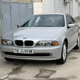 BMW E39 2001