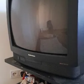 телевизор