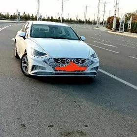 Hyundai Sonata 2022