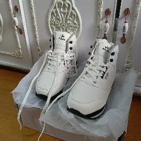 krasowki  koza tufli