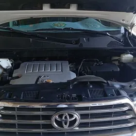 Toyota Highlander 2010