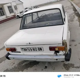 Lada 2104 1986