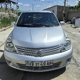 Nissan Versa 2010