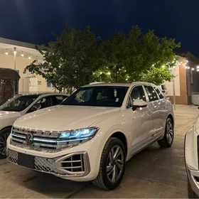 Volkswagen Touareg 2025