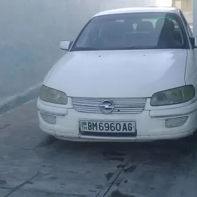 Opel Omega 1998