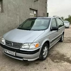 Opel Sintra 1998