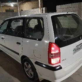 Mitsubishi Xpander 2003