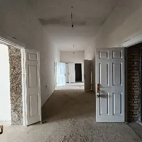 Элитка 3нжи Этаж 4ком 258м²