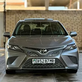 Toyota Camry 2020