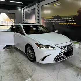 Lexus ES 350 2022