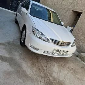 Toyota Camry 2005