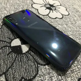 Samsung A40