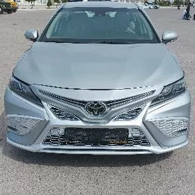 Toyota Camry 2023
