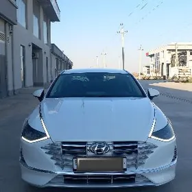 Hyundai Sonata 2021