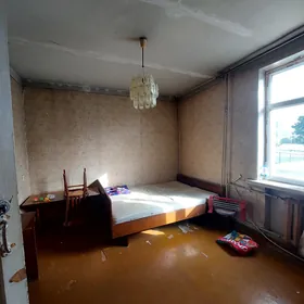 3 komnat 3 etaź eýesi