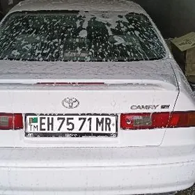 Toyota Camry 1997