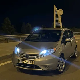 Nissan Versa Note 2013