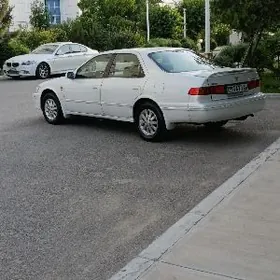 Toyota Camry 1998
