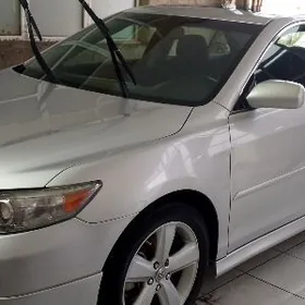 Toyota Camry 2011