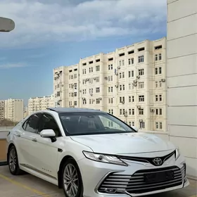 Toyota Camry 2023