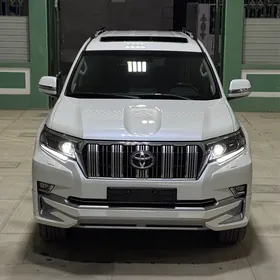 Toyota Land Cruiser Prado 2023