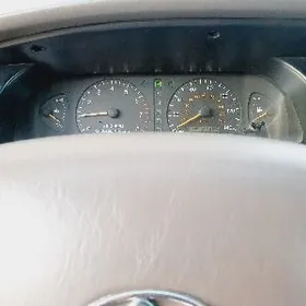 Toyota Avalon 1999