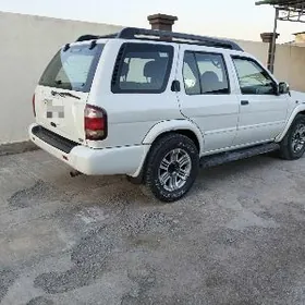 Nissan Pathfinder 2002