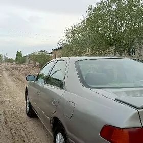 Toyota Camry 1999