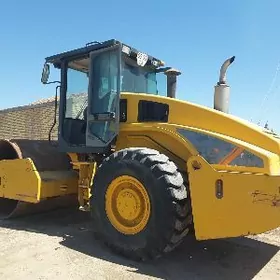 LiuGong CLG 25AS 2010