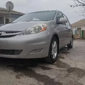 Toyota Sienna 2006