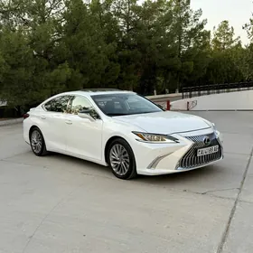 Lexus ES 350 2020