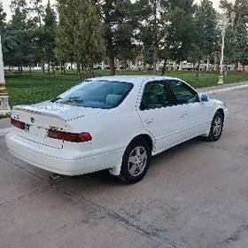 Toyota Camry 1998