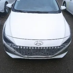 Hyundai Elantra 2021