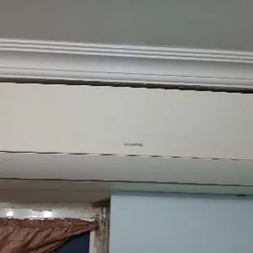 SPLIT KONDISIONER HYUNDAI