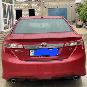 Toyota Camry 2012
