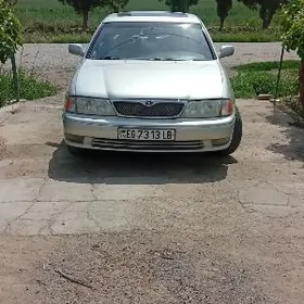 Toyota Avalon 1999