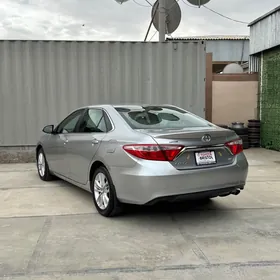 Toyota Camry 2016