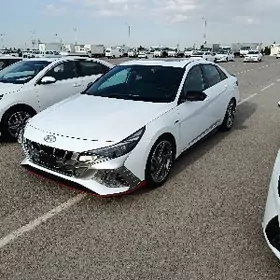 Hyundai Elantra 2023