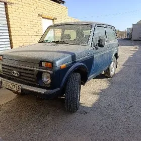 Lada Niva 2004