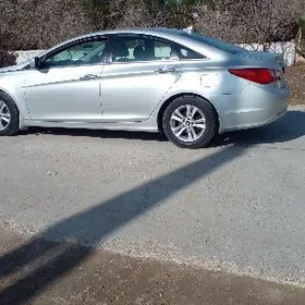 Hyundai Sonata 2012