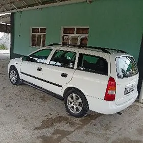 Opel Astra 2000