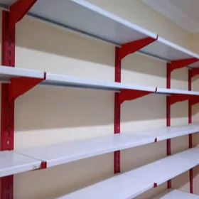 polka pyrwalka witrina magazyn