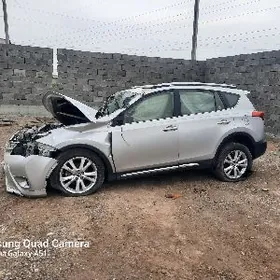 Toyota RAV4 2015