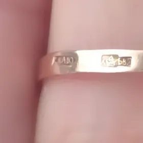 gyzyl ýúzúk gysagly