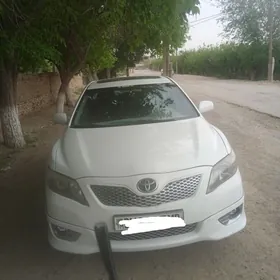 Toyota Camry 2011