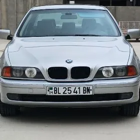 BMW E39 1998