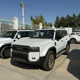 Toyota Land Cruiser Prado 2025