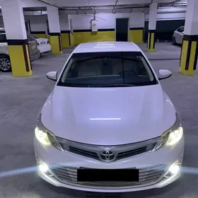 Toyota Avalon 2013