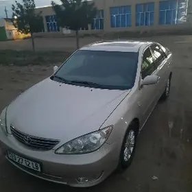Toyota Camry 2005