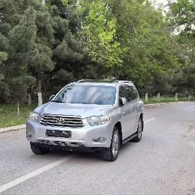 Toyota Highlander 2010